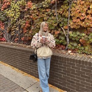 Meet your Posher, Ellie